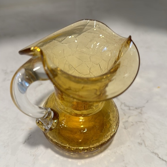 Amber crackle glass bud vase - Picture 3 of 6